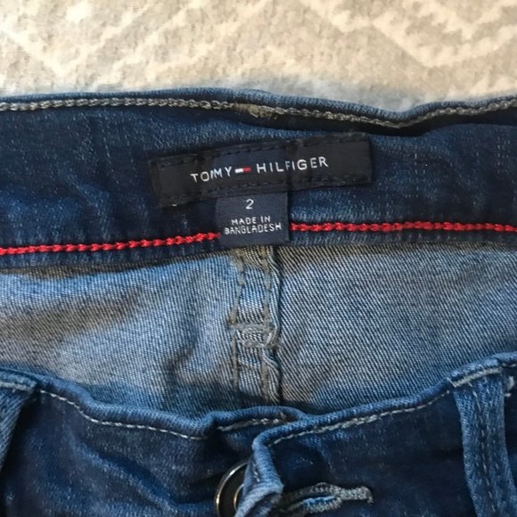 Tommy Hilfiger Capris - Picture 2 of 4
